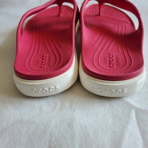 Crocs Pink and White CitiLane Unisex Flip Flop Slippers Size W8/M6 - Picture 5 of 7
